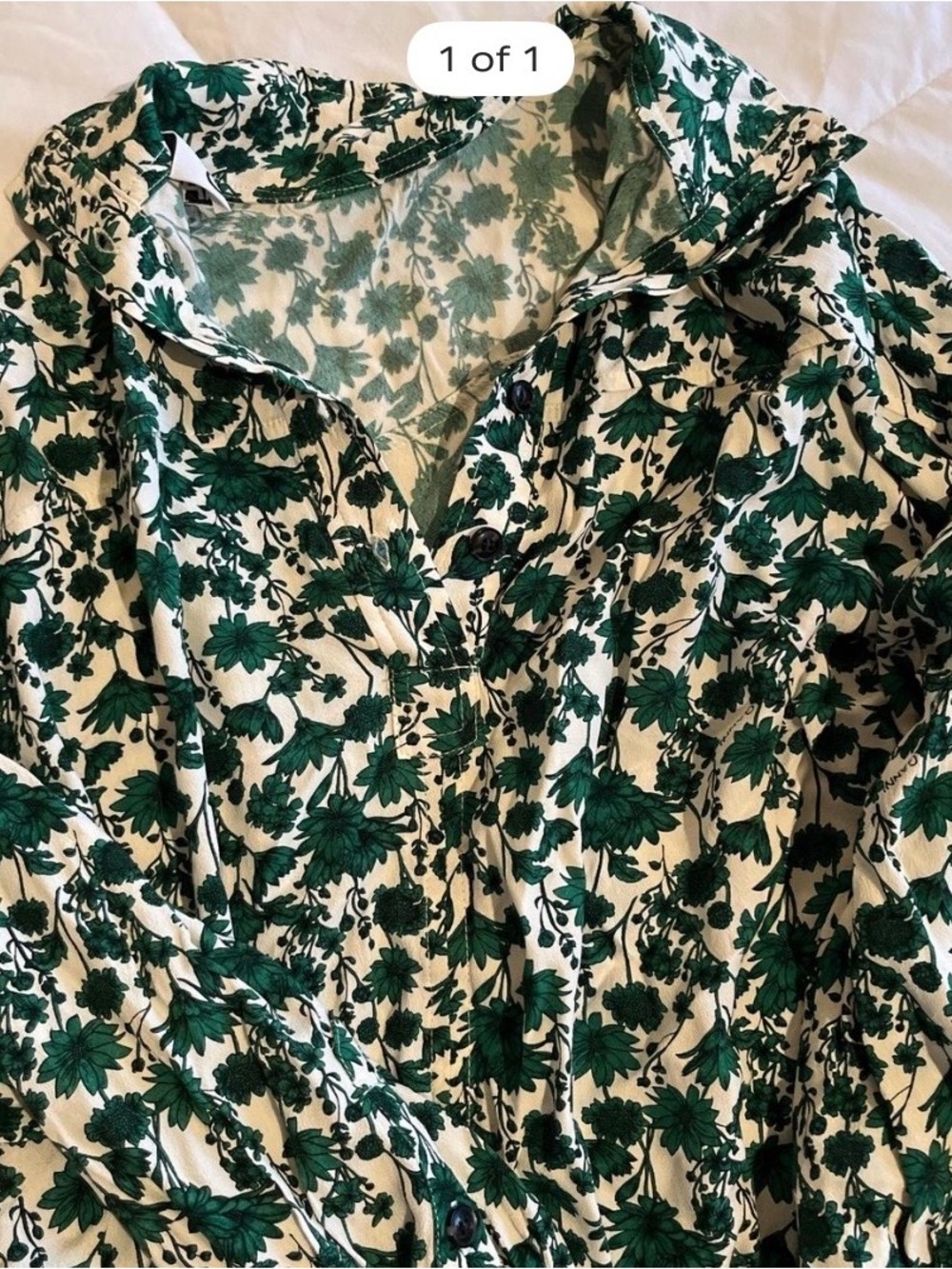 Ganni excellent condition green floral blouse <3